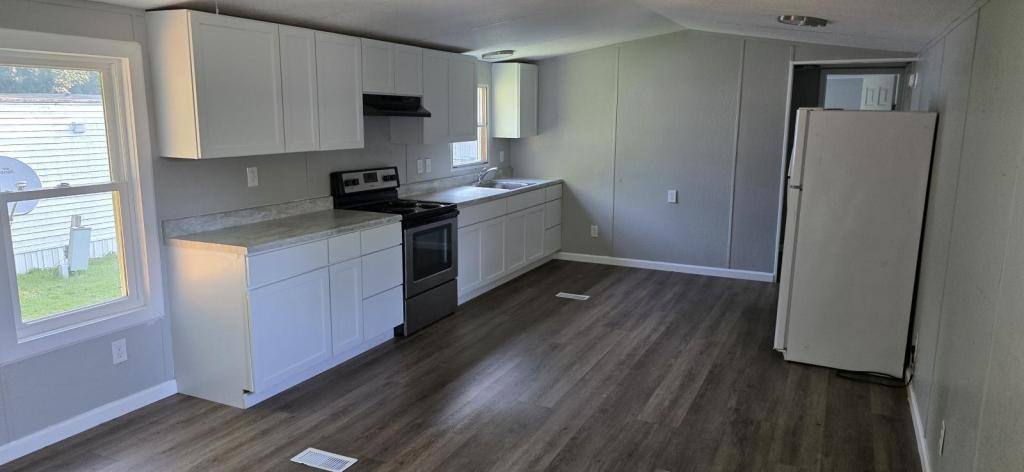 House for rent at 375 N Jackson St, Seymour, IN 47274