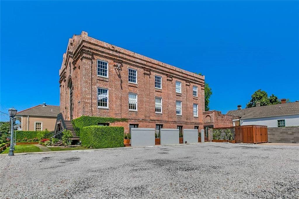 Apartment for rent at 709 Jackson, New Orleans, LA 70130