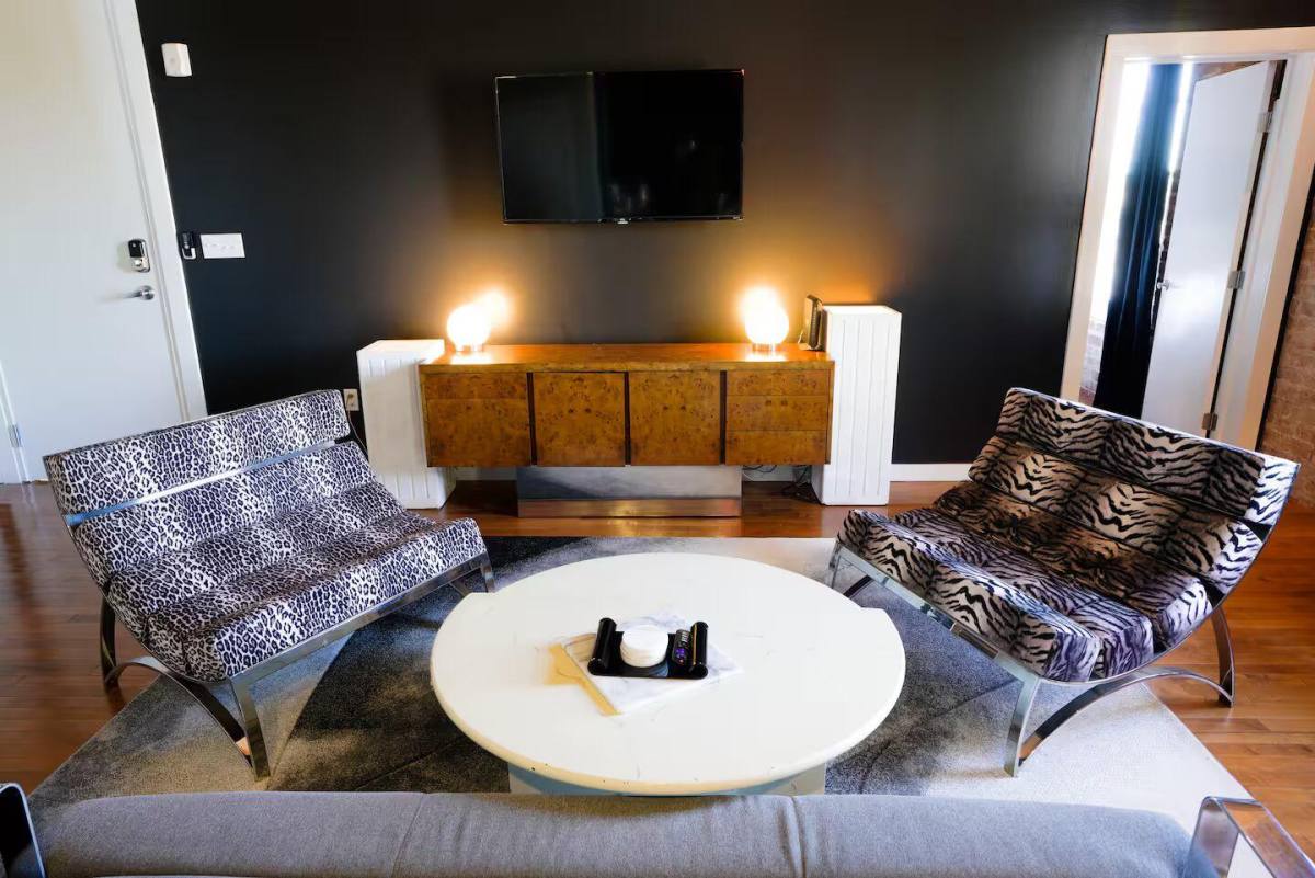Apartment for rent at 709 Jackson, New Orleans, LA 70130