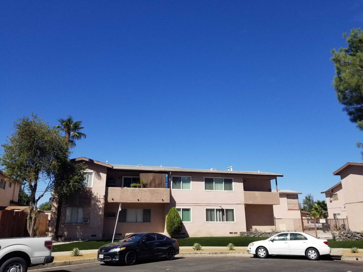 Apartment for rent at 19415 Haynes St #4, Reseda, CA 91335