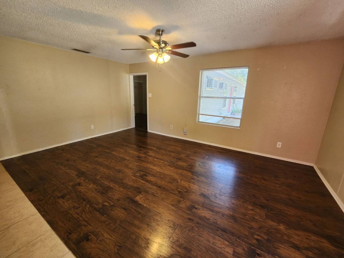 Townhouse for rent at 610 Genard St #A, Austin, TX 78751