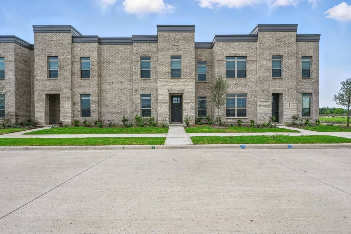 House for rent at 2117 Layla Dr, Waxahachie, TX 75165