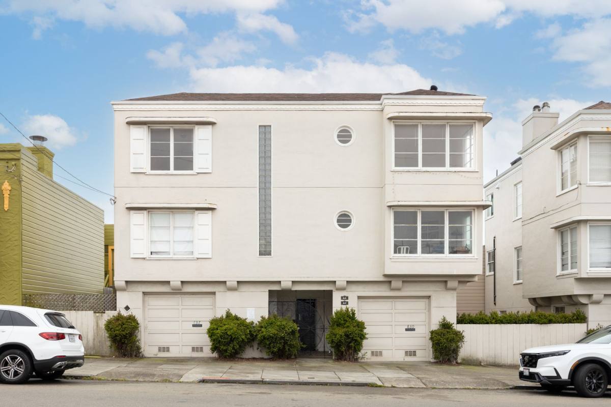 Apartment for rent at 837-839 Santiago St, San Francisco, CA 94116