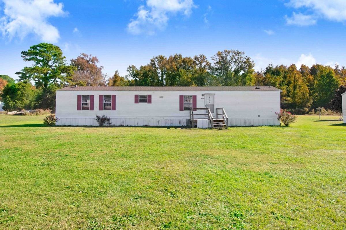 House for rent at 406 Little Dove Rd, Pikeville, NC 27863