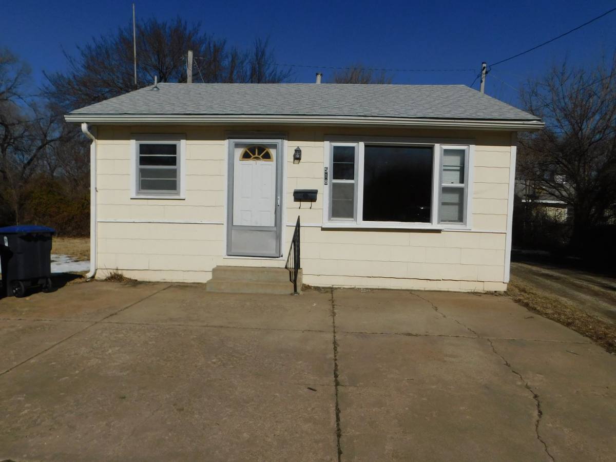 House for rent at 518 W 10th, El Dorado, KS 67042