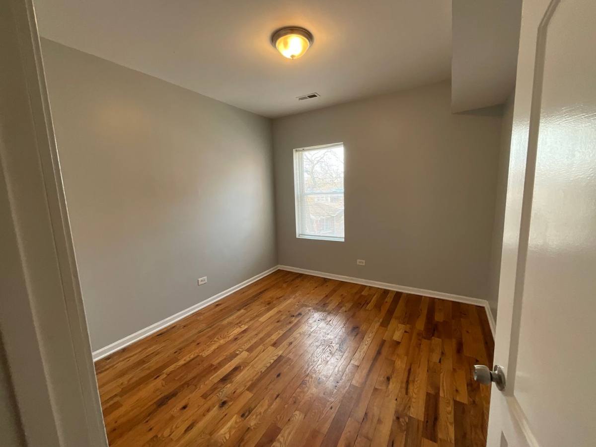 Apartment for rent at 7419 S Colfax Ave, Chicago, IL 60649
