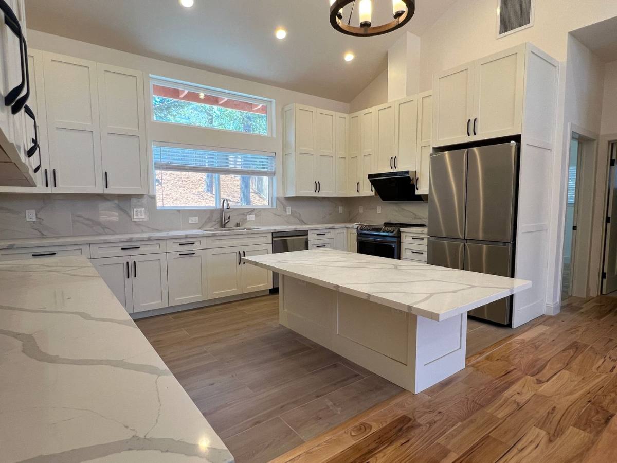 Apartment for rent at 7071 Martwood Way, San Jose, CA 95120