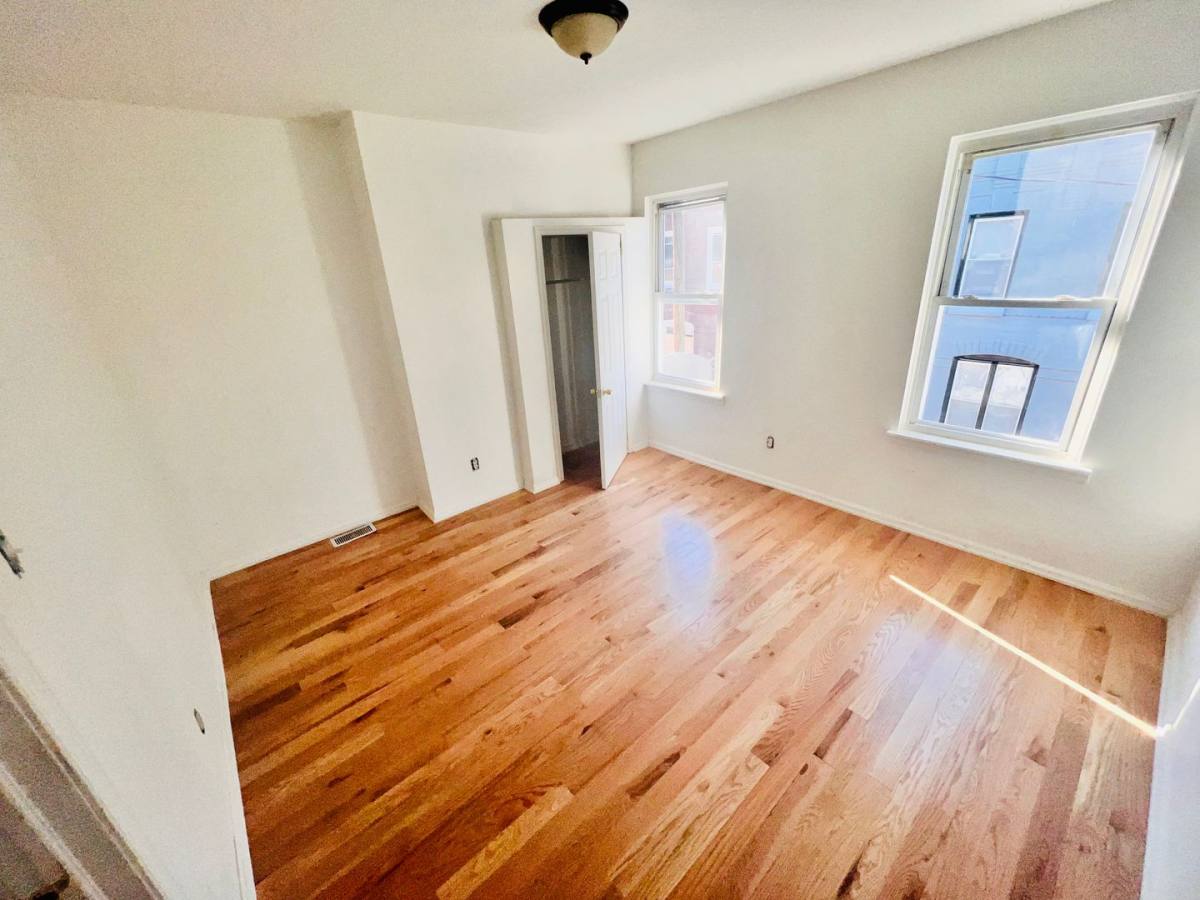 House for rent at 1339 N Dover St, Philadelphia, PA 19121