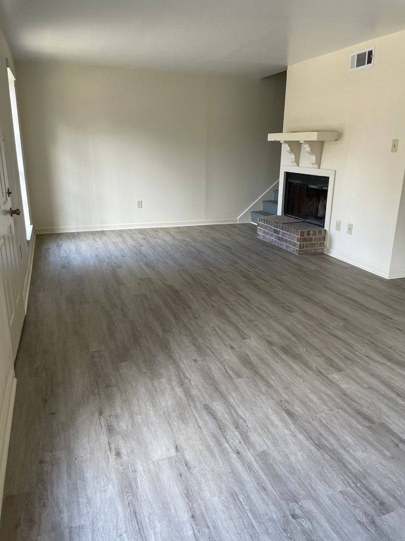 Apartment for rent at 8469 Governor, Baton Rouge, LA 70820