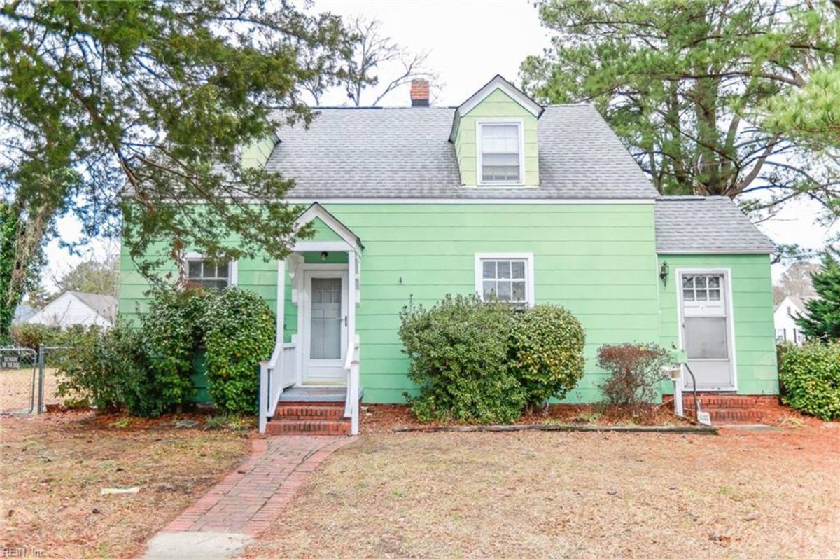 Apartment for rent at 4102 Race St, Portsmouth, VA 23707