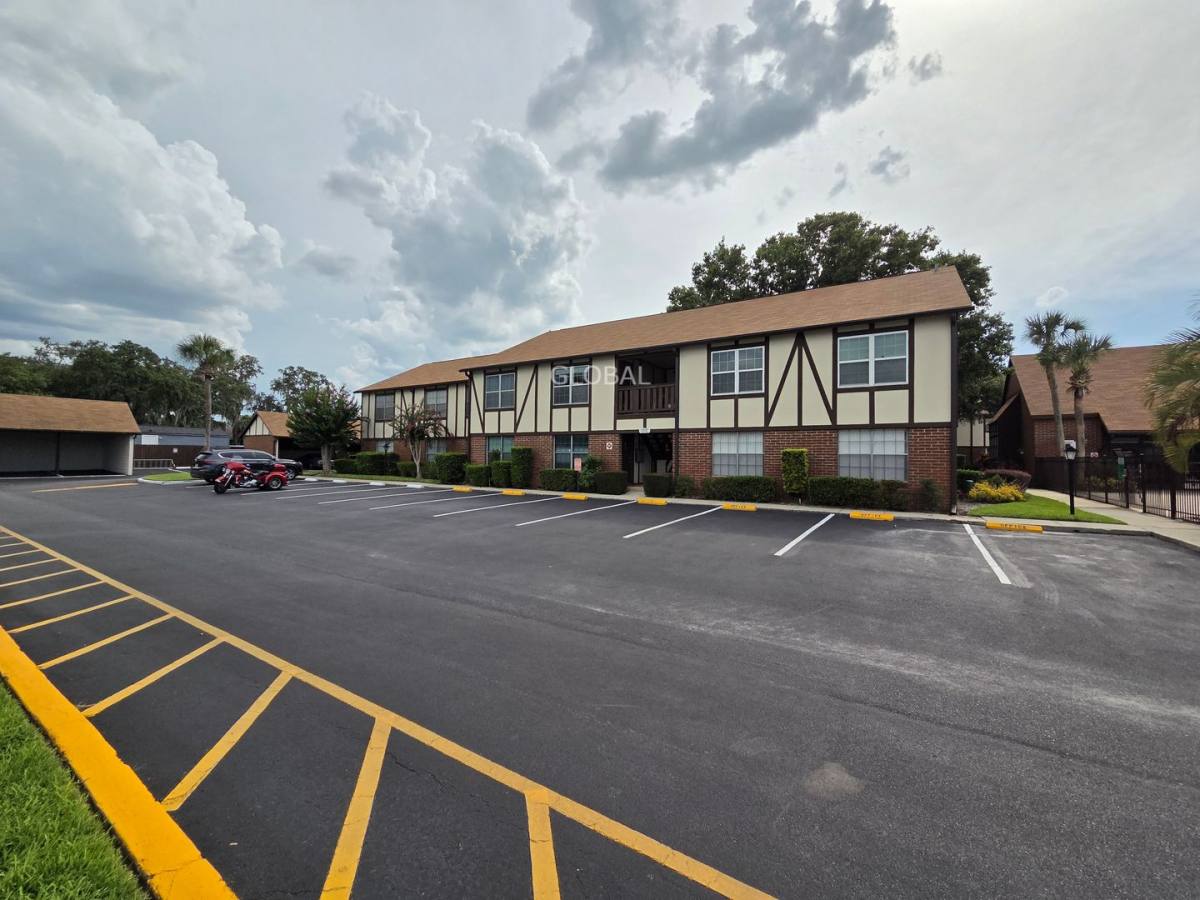Condo for rent at 5429 Hansel Ave, Orlando, FL 32809