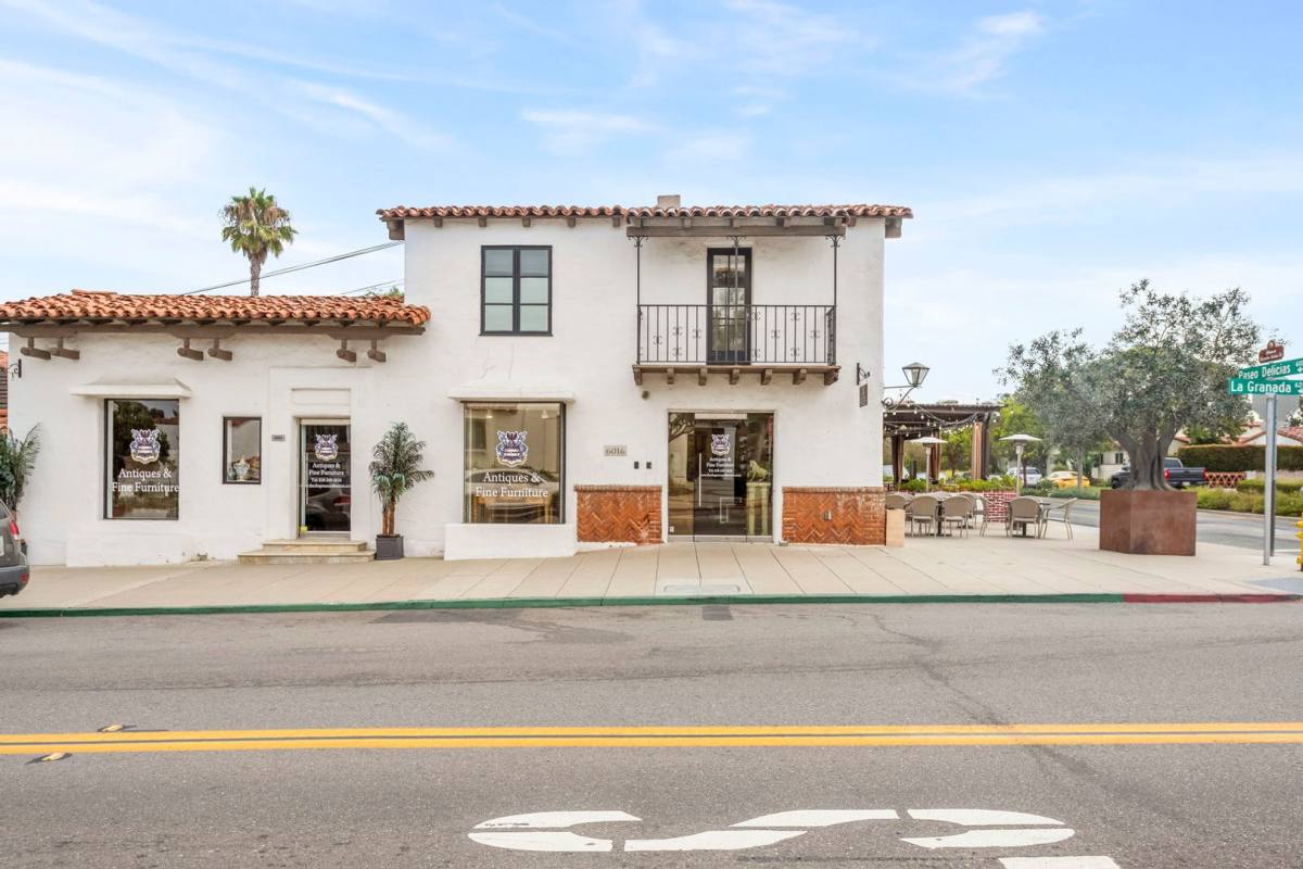Apartment for rent at 6106-6108 Paseo Delicias, Rancho Santa Fe, CA 92067