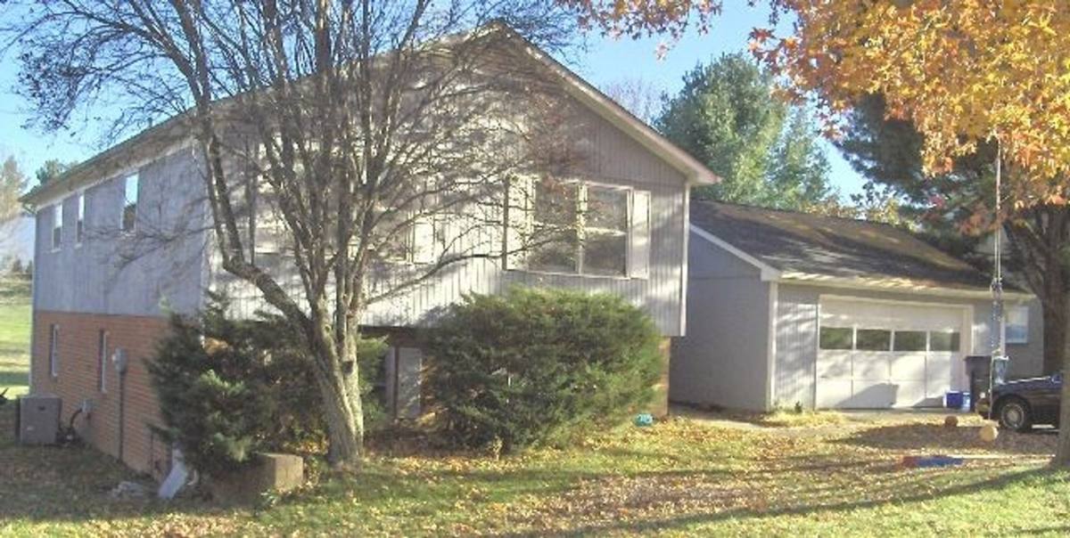 House for rent at 306 Woodbine Dr, Blacksburg, VA 24060
