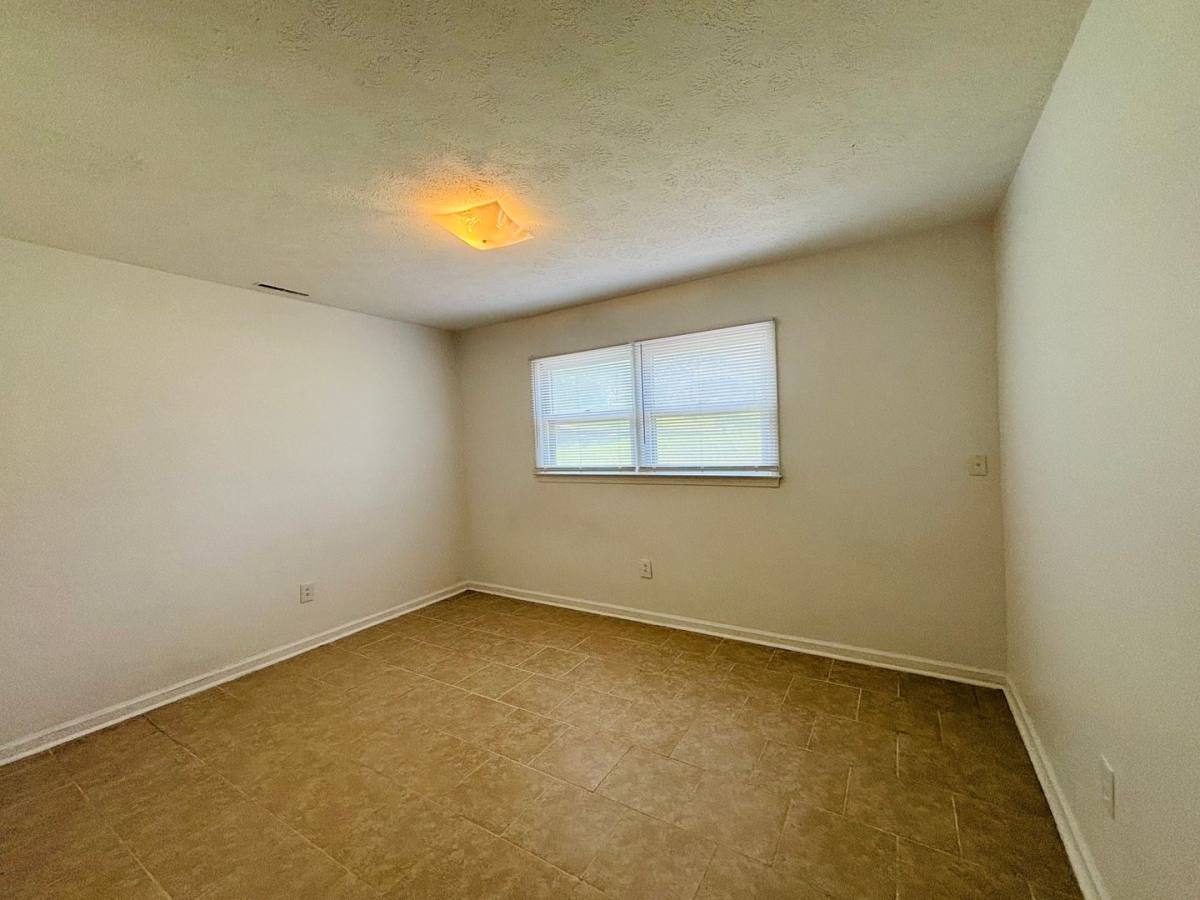 House for rent at 306 Woodbine Dr, Blacksburg, VA 24060