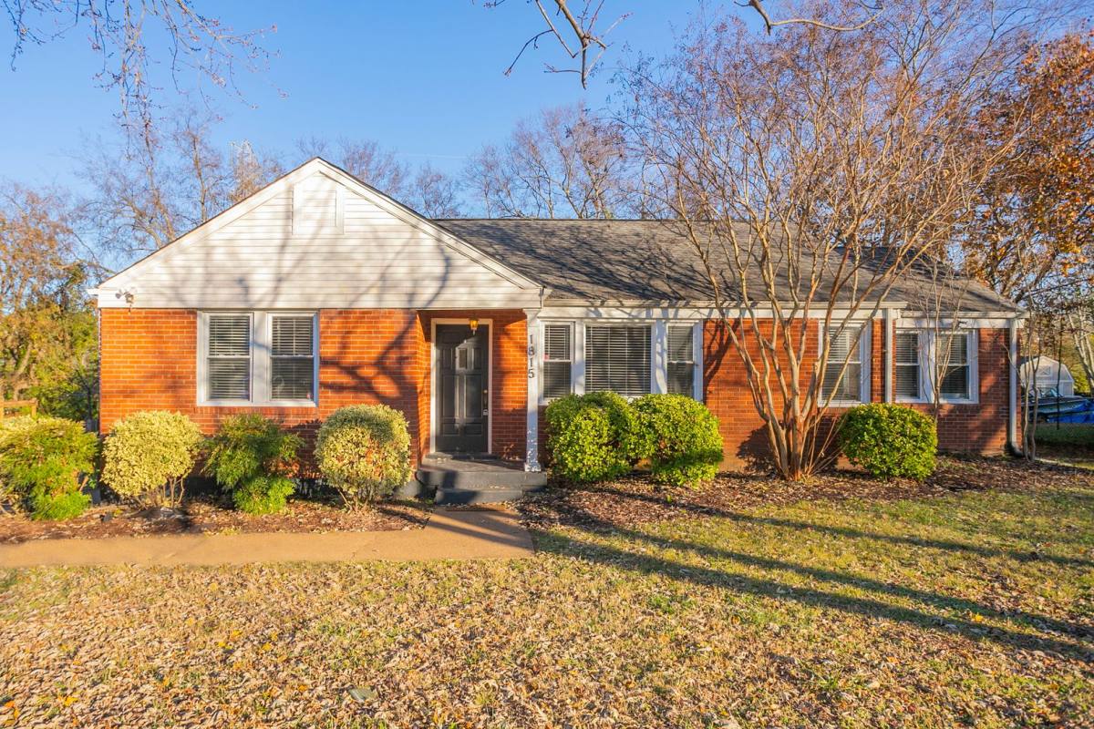 House for rent at 1815 Tammany Dr #ACTIVE Home Warranty, Nashville, TN 37216