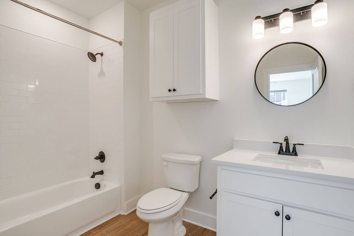 Apartment for rent at 2322 Benbrook Blvd, Fort Worth, TX 76110
