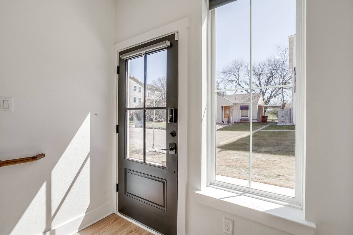 Apartment for rent at 2322 Benbrook Blvd, Fort Worth, TX 76110