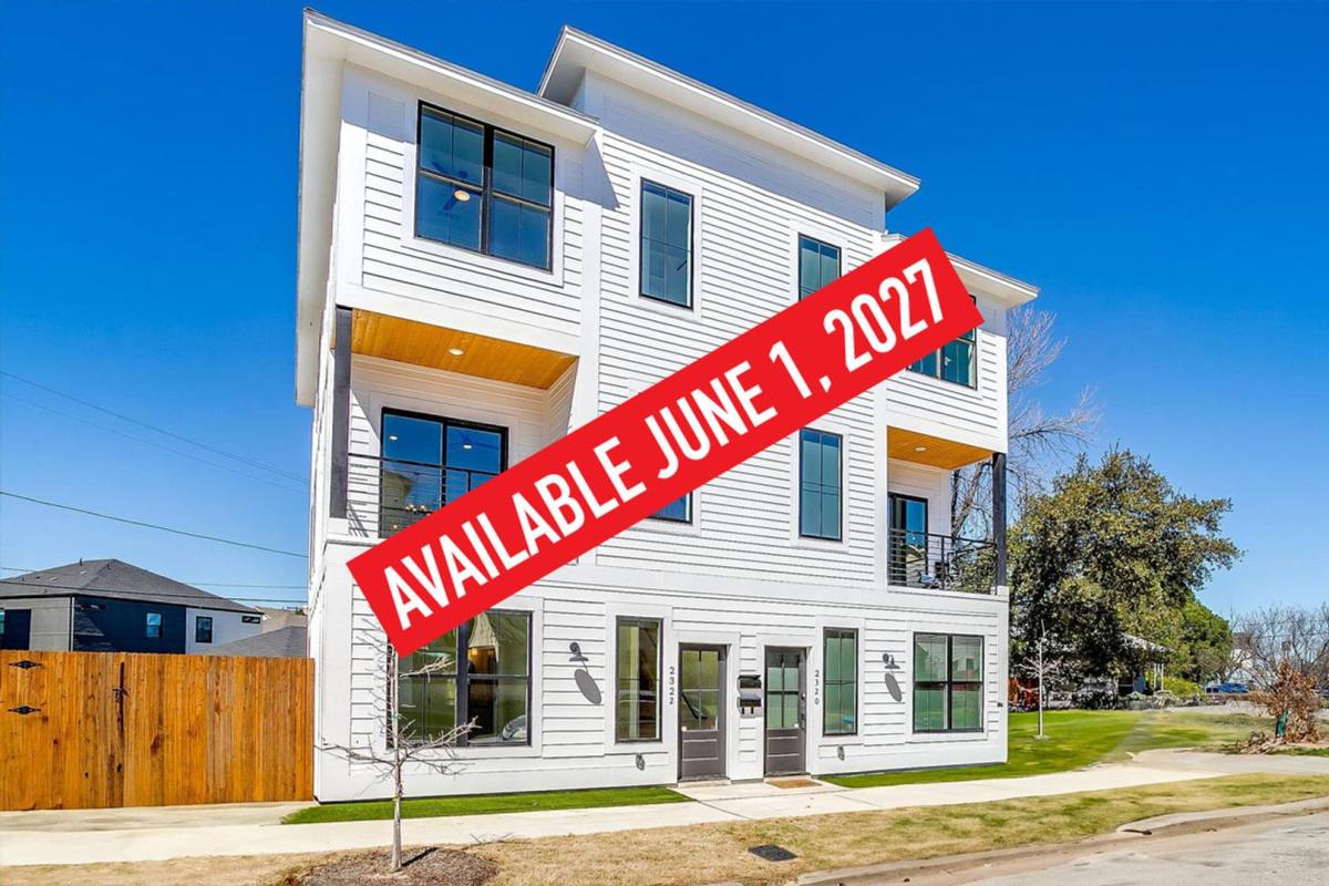 Apartment for rent at 2322 Benbrook Blvd, Fort Worth, TX 76110