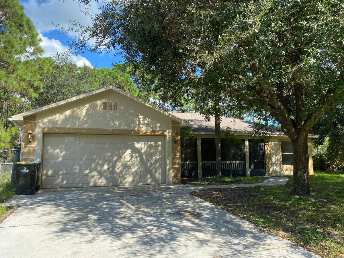 House for rent at 3259 Foresman Ave SE, Palm Bay, FL 32909