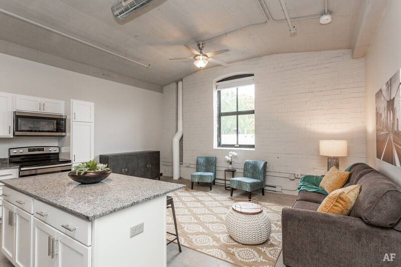 Apartment for rent at 736 Federal St, Davenport, IA 52803