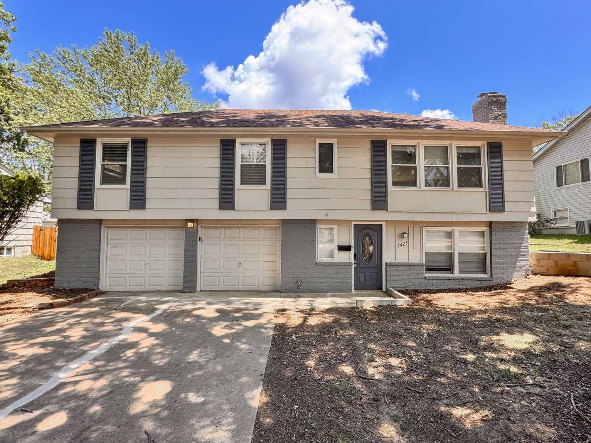 House for rent at 7425 Hardy Ave, Kansas City, MO 64133
