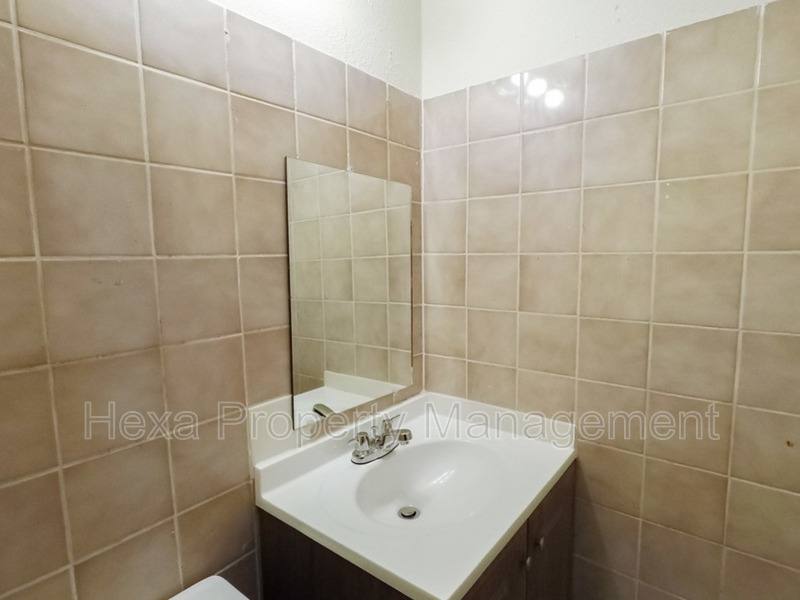 Townhouse for rent at 6555 Brittmoore Rd, Houston, TX 77041