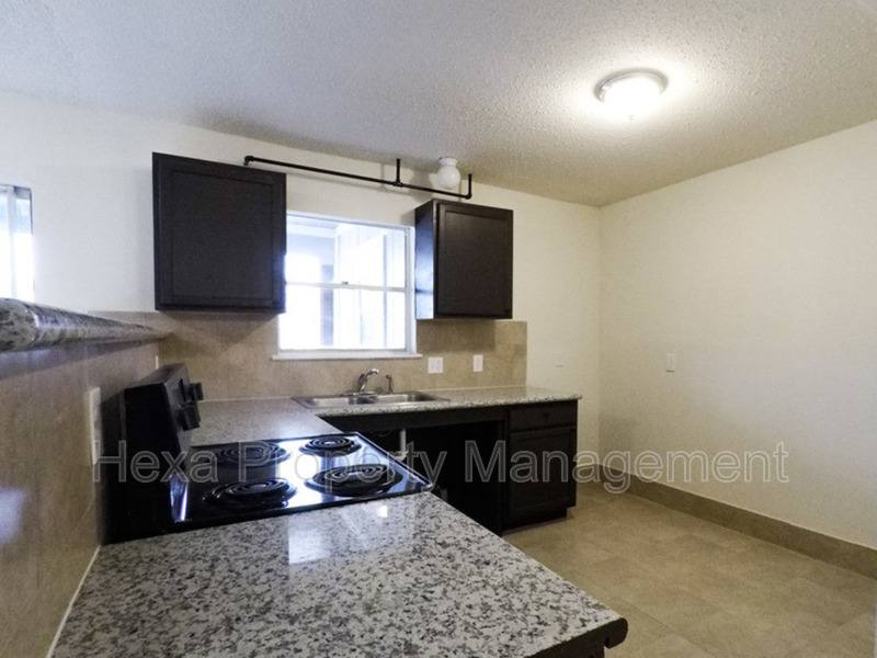 Townhouse for rent at 6555 Brittmoore Rd, Houston, TX 77041