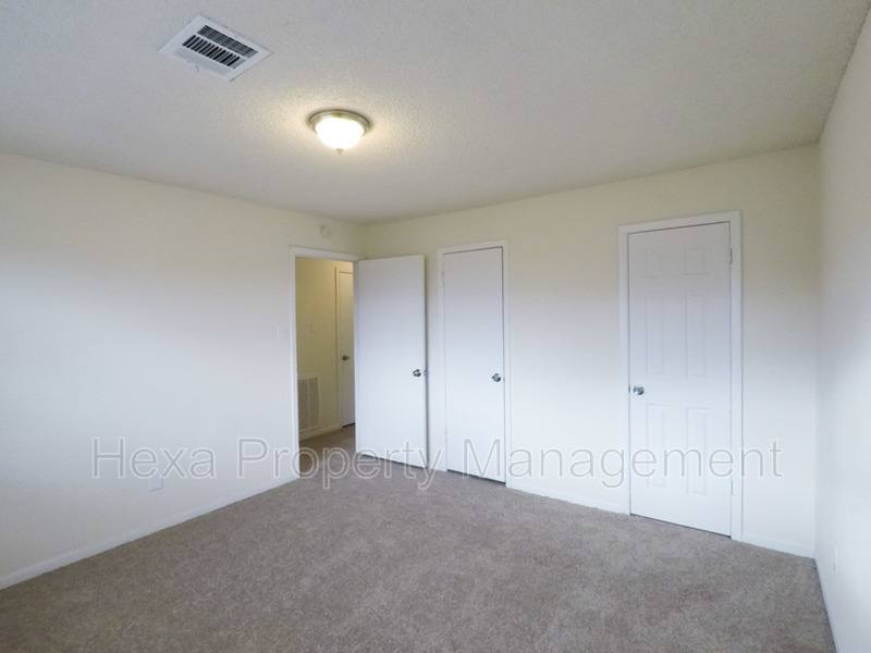 Townhouse for rent at 6555 Brittmoore Rd, Houston, TX 77041