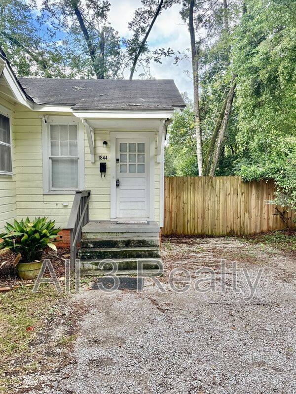 House for rent at 1844 Madison Ave, Montgomery, AL 36107