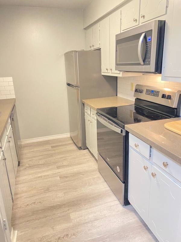 Condo for rent at 110 5th St #C204, Daphne, AL 36526