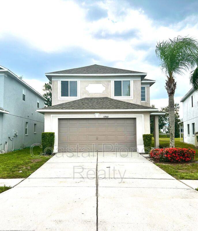 House for rent at 12968 Fennway Ridge Dr, Riverview, FL 33579
