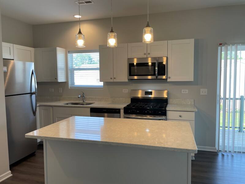 Apartment for rent at 853 E Main St #3F, Dundee, IL 60118