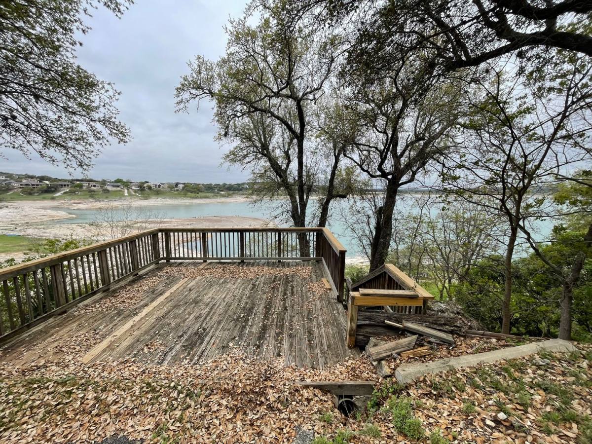 House for rent at 1415 Glenn Dr, Canyon Lake, TX 78133