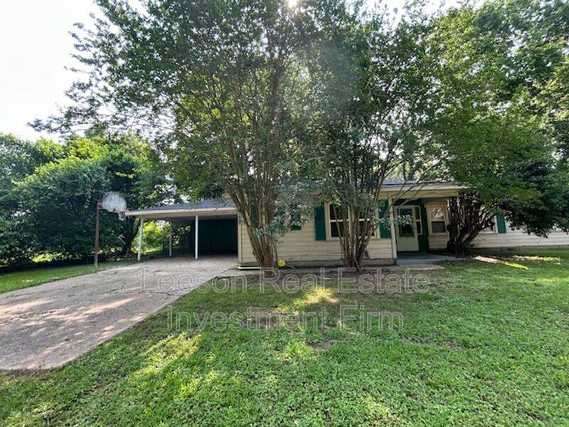 House for rent at 3407 Alexander St, Shreveport, LA 71104