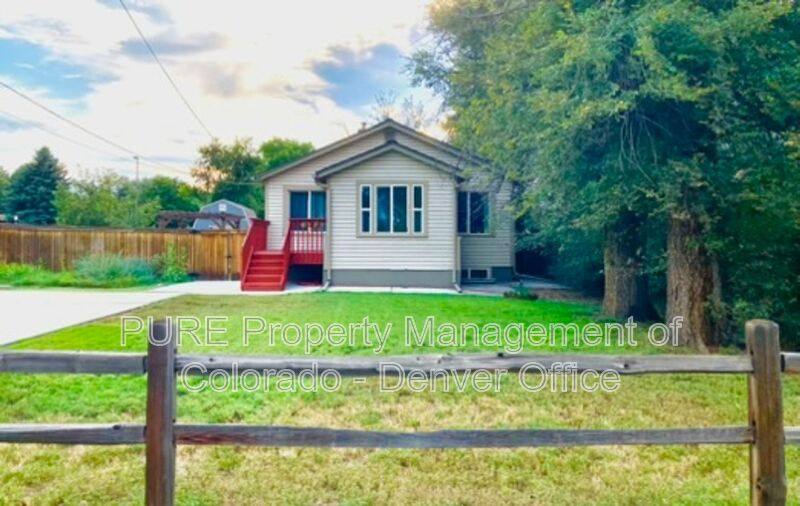 House for rent at 925 Harlan St, Denver, CO 80214
