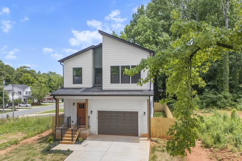 House for rent at 3420 Tappan Place, Charlotte, NC 28205