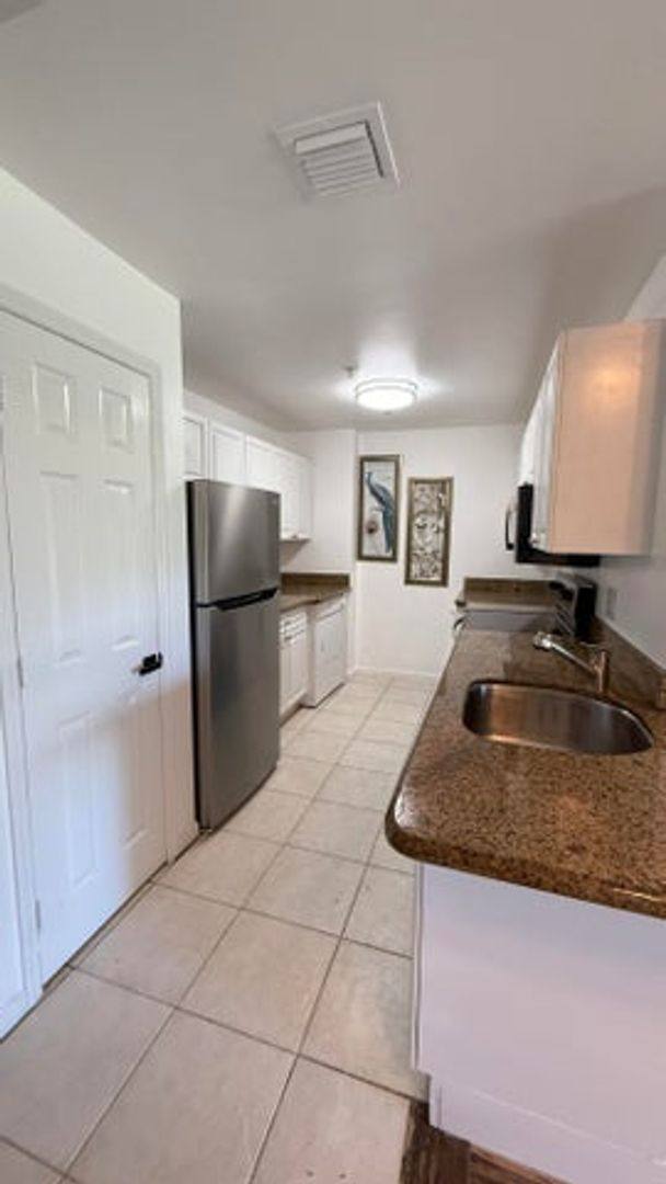 Condo for rent at 2080 Greenview Shores Blvd, Wellington, FL 33414