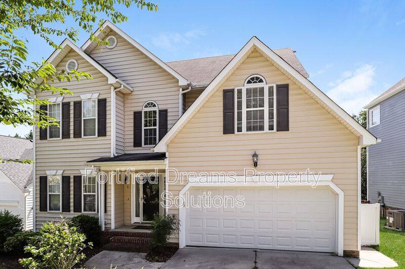 House for rent at 8 Millpath Lane, Greensboro, NC 27407