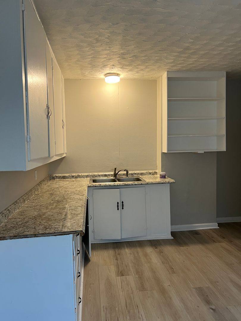 Apartment for rent at 235 N Oakland Ave, Indianapolis, IN 46201
