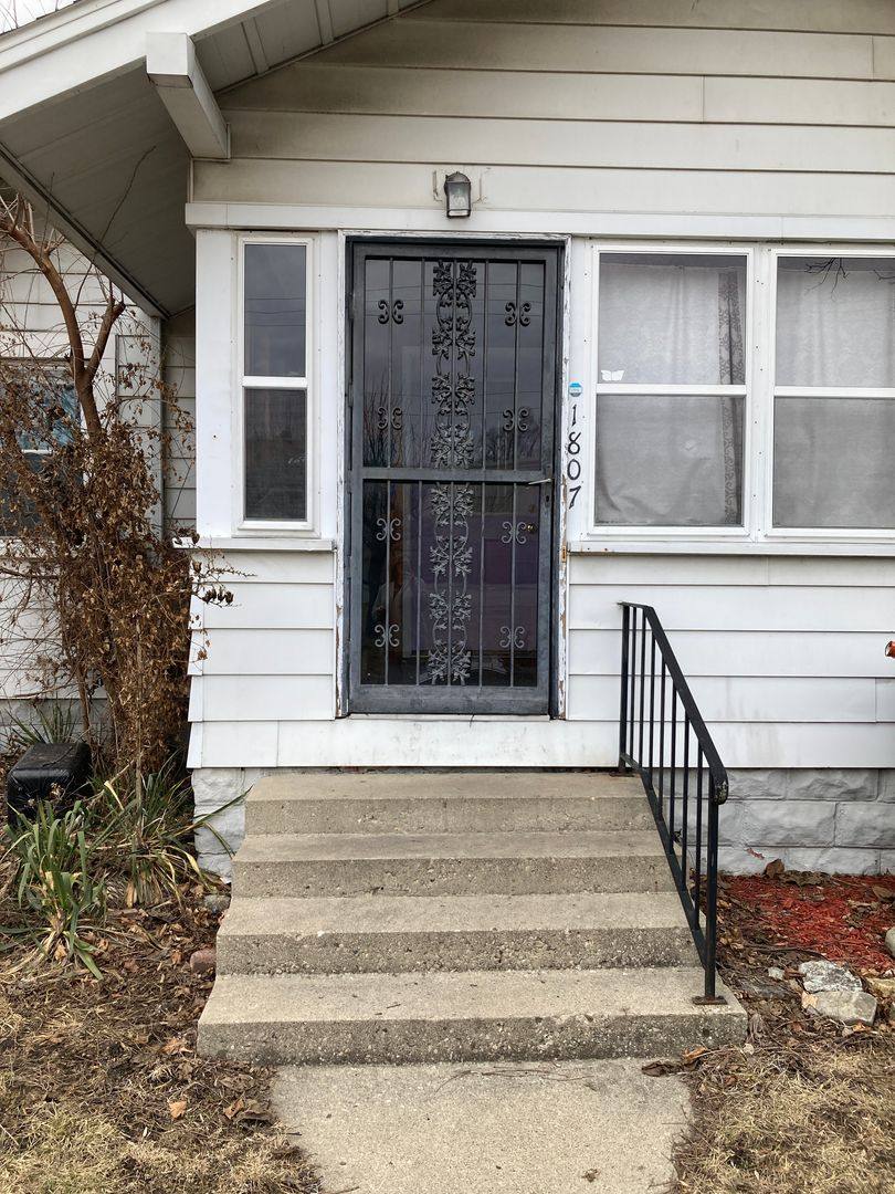 House for rent at 1807 S Elm St, Muncie, IN 47302