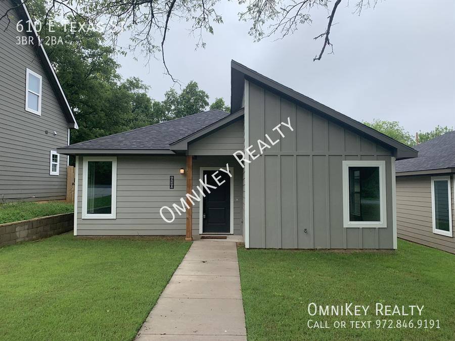House for rent at 610 E Texas St, Denison, TX 75021