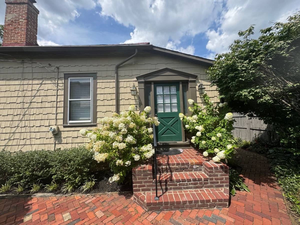House for rent at 545 Cedar Alley, Columbus, OH 43206