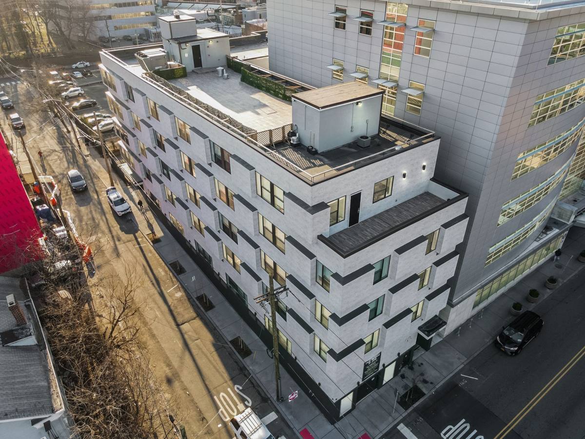 253 Academy St, Jersey City, NJ 07306 - Apartment For Rent - Image 2