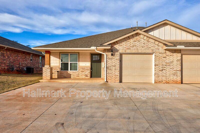 Apartment for rent at 719 Ivy Lane, Noble, OK 73068