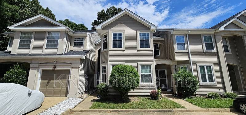 Townhouse for rent at 3 Red Leaf, Hampton, VA 23666