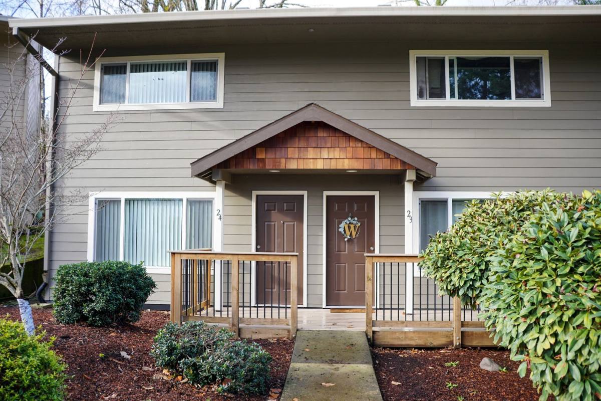 Townhouse for rent at 3595 Cedar Oak Dr, West Linn, OR 97068