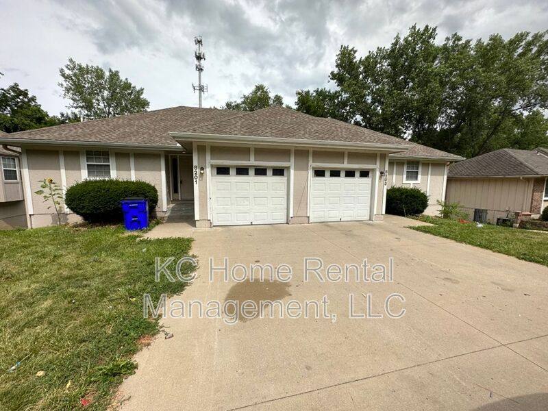 Apartment for rent at 8201 Woodson Dr, Kansas City, MO 64138
