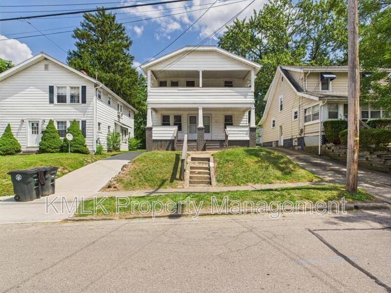 Apartment for rent at 661 Patterson Ave, Akron, OH 44310