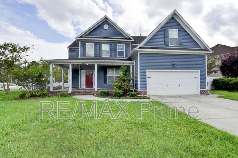 House for rent at 813 Evelyn Way, Chesapeake, VA 23322