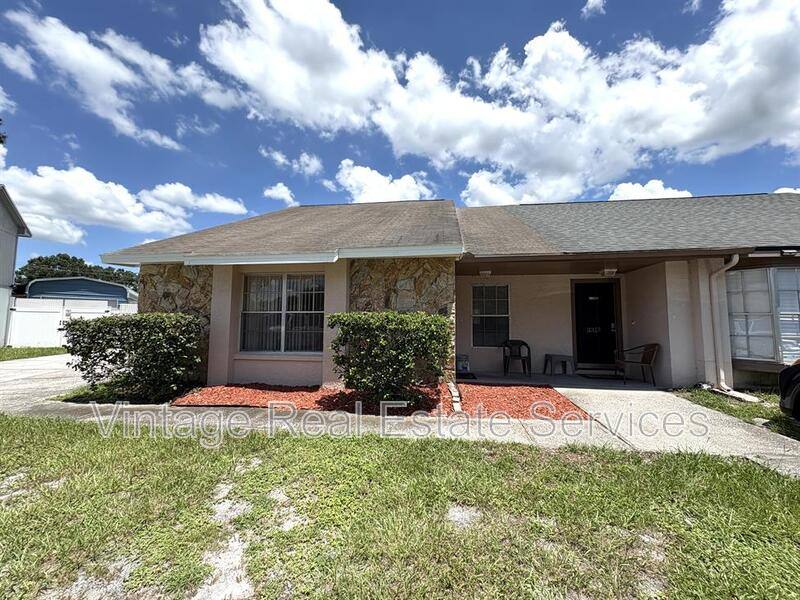 House for rent at 3319 Foxlake Dr, Tampa, FL 33618